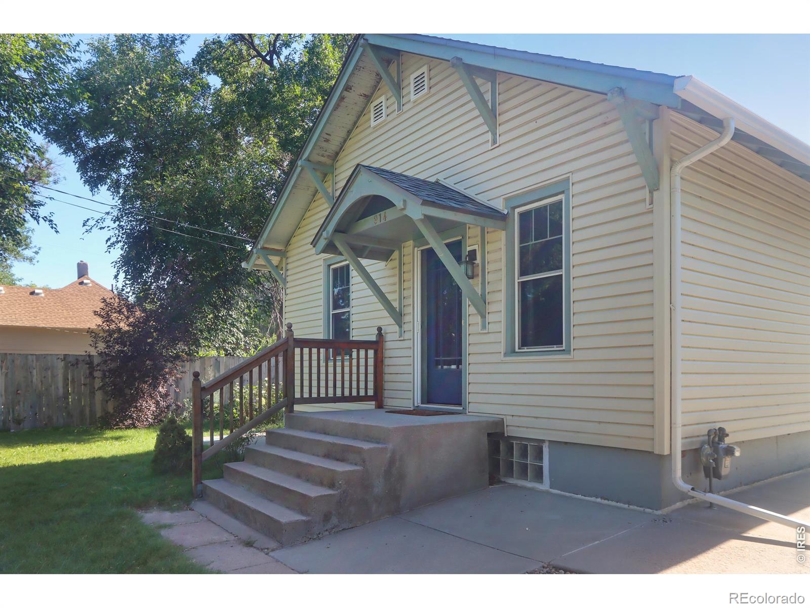 brush&nbsp; House Search Picture