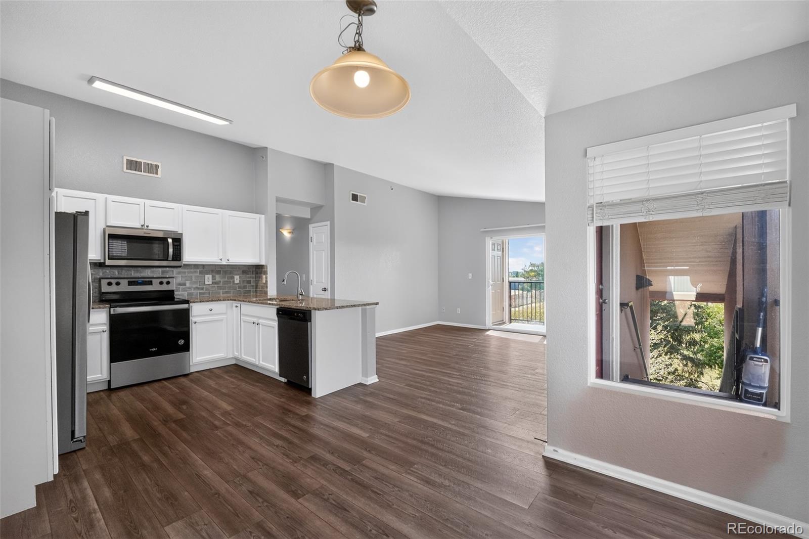 aurora&nbsp; House Search Picture