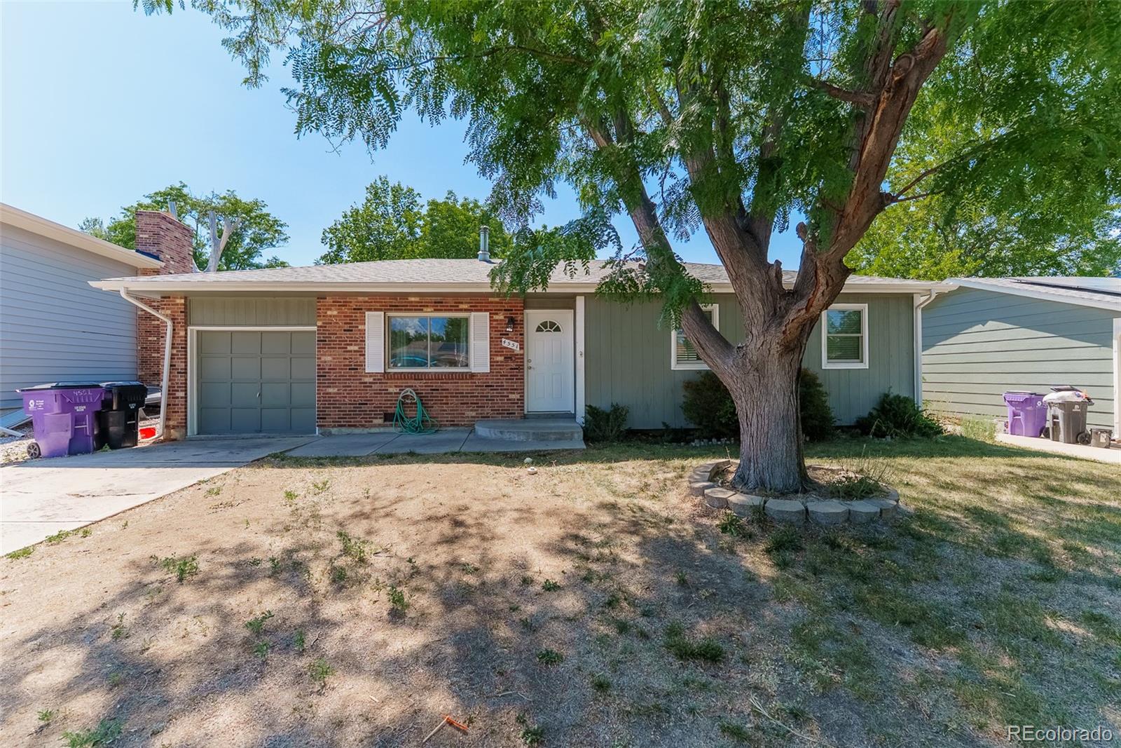  Littleton Home | MLS #: 27757594551 S Holland Street, Littleton Beds: 3 Baths: 1 Price: $425,000