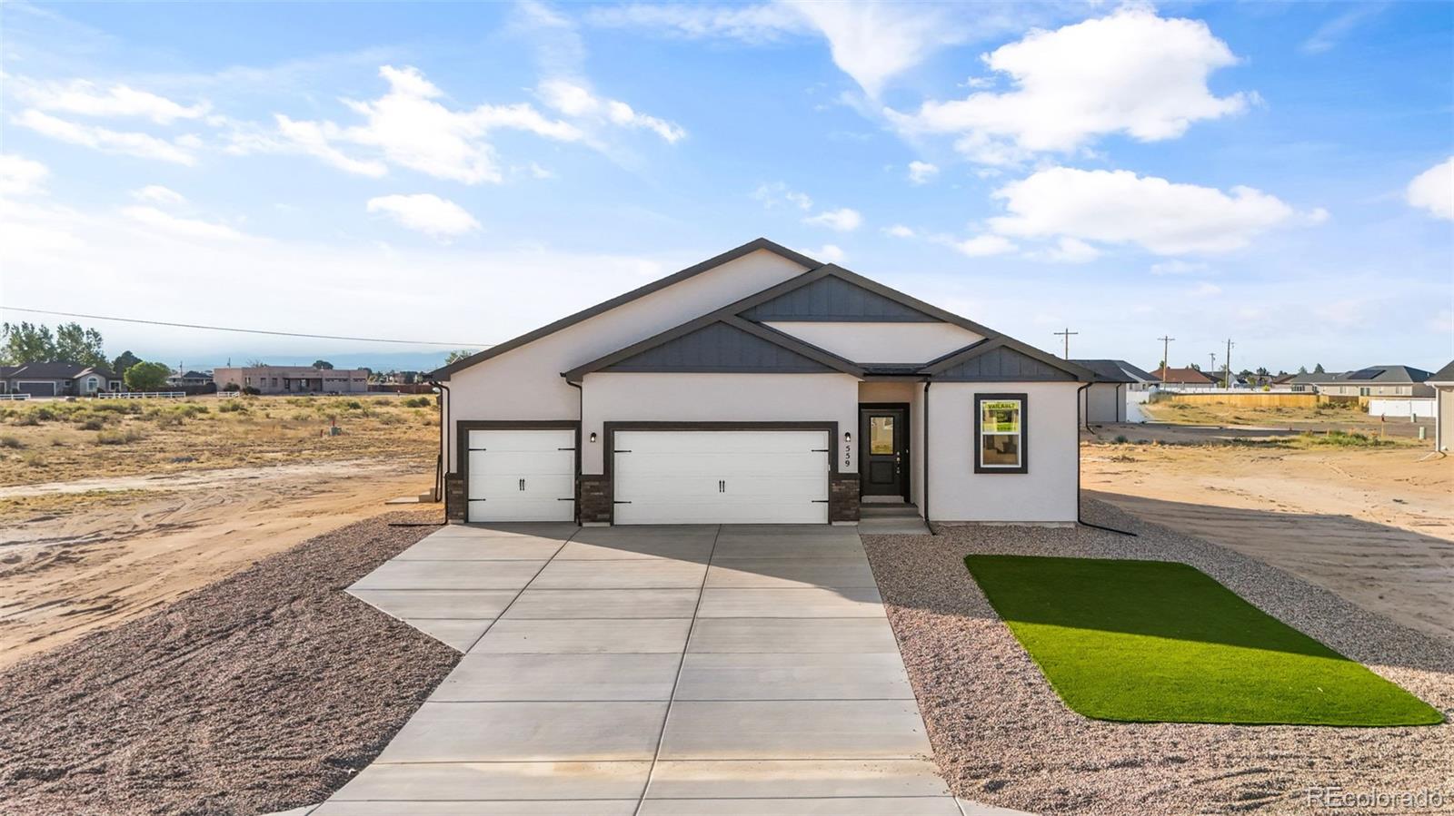 559  Bayview Drive, pueblo&nbsp; House Search MLS Picture