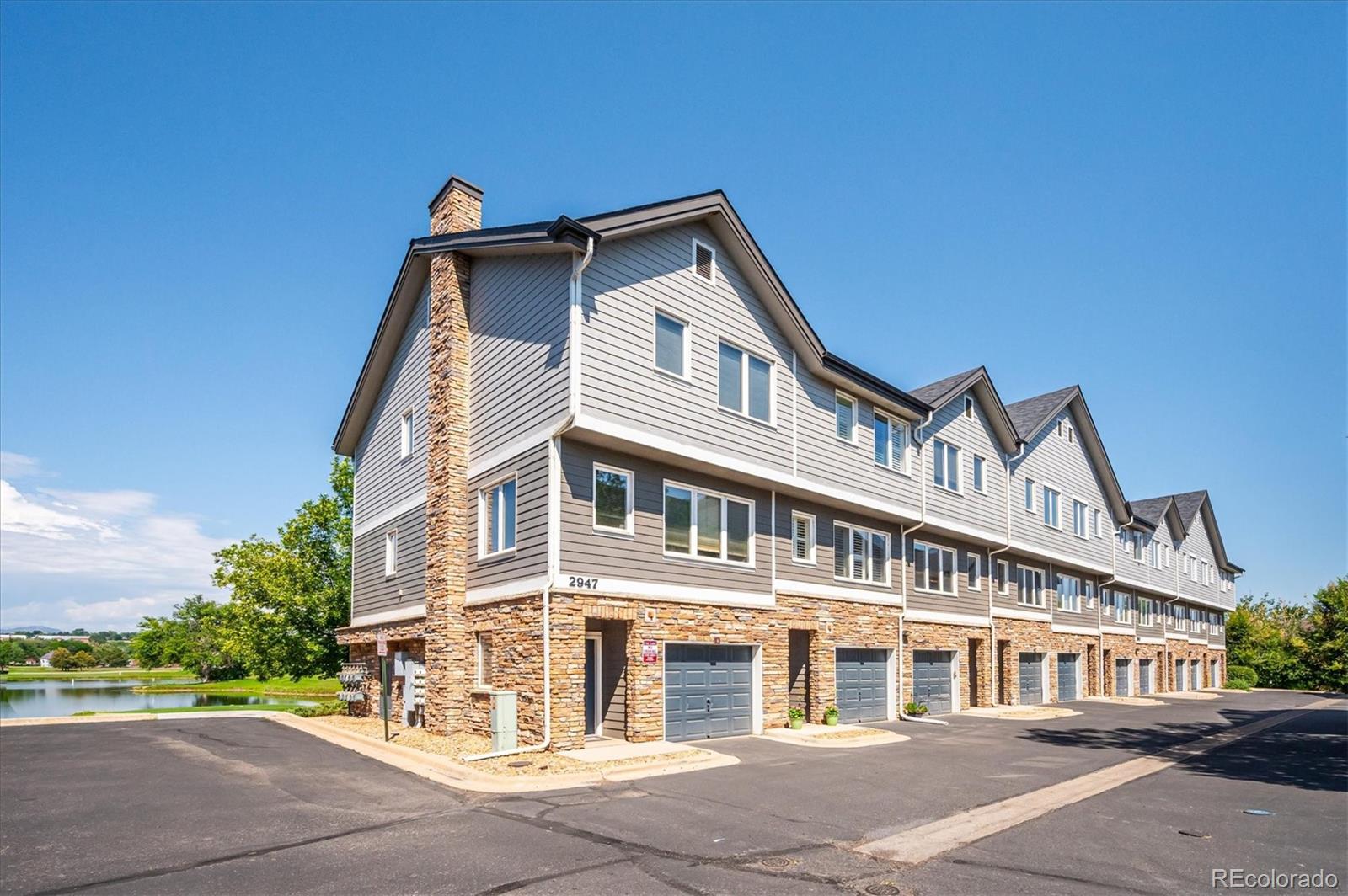 Riverwalk Littleton Condo / Townhome | MLS #: 22399872947 W Riverwalk Circle B, Littleton Beds: 2 Baths: 2 Price: $450,000