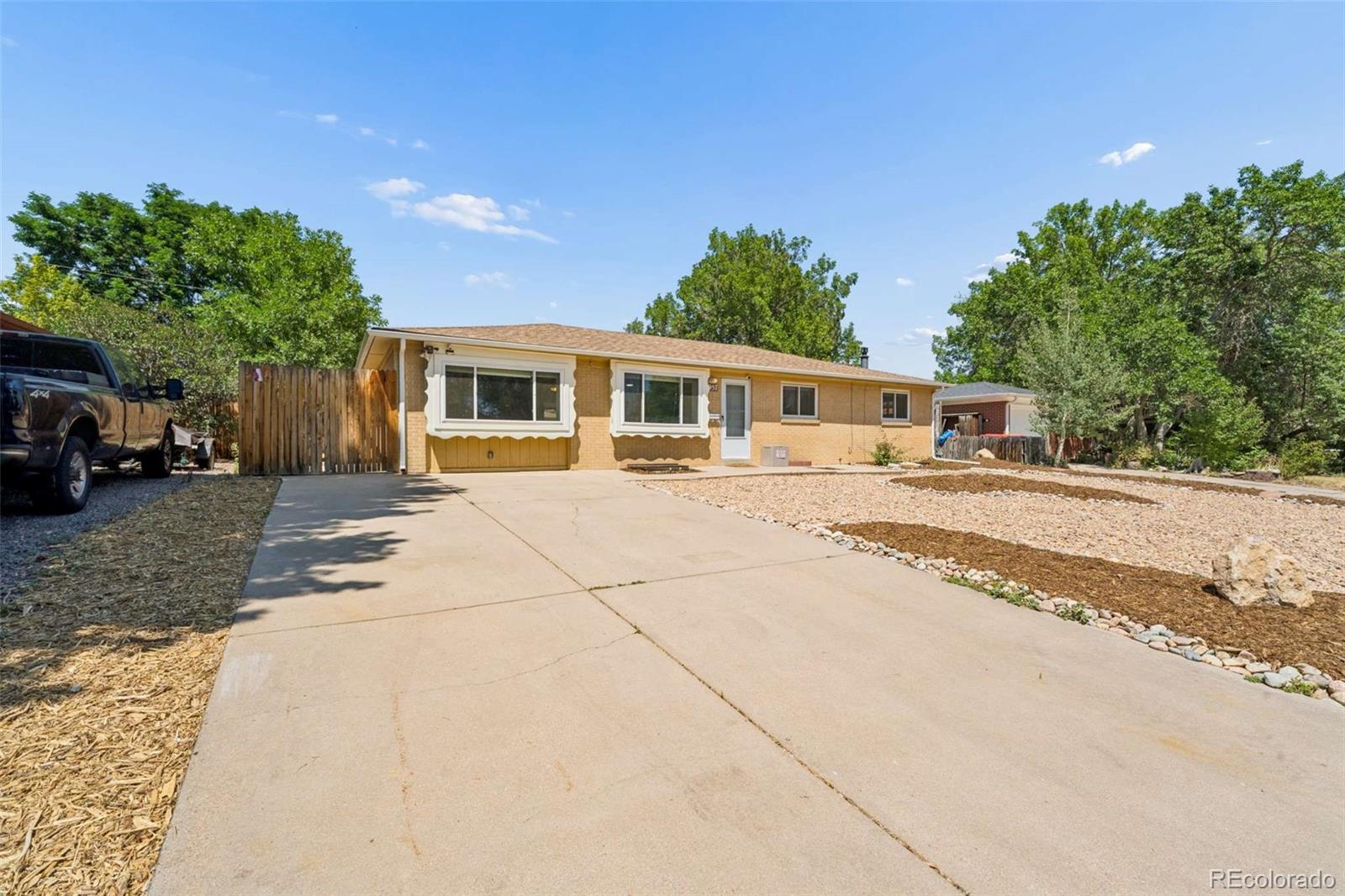 957 E 9th Avenue, broomfield&nbsp; House Search MLS Picture