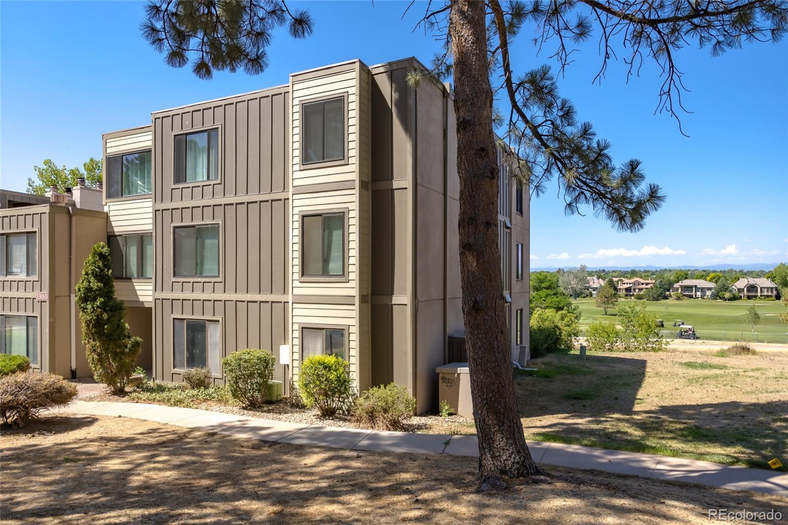 2525 S Dayton Way, denver&nbsp; House Search MLS Picture