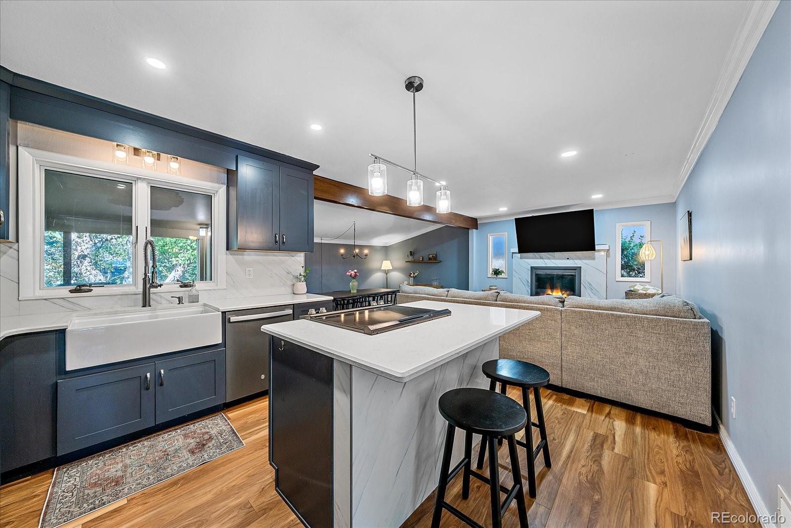  Denver Home | MLS #: 88279321809 S Van Gordon Court, Denver Beds: 5 Baths: 3 Price: $800,000