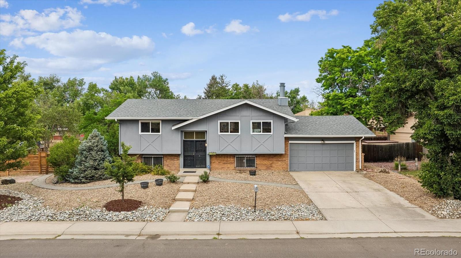 Village East Aurora Home | MLS #: 950532611931 E Hawaii Circle, Aurora Beds: 4 Baths: 2 Price: $500,000