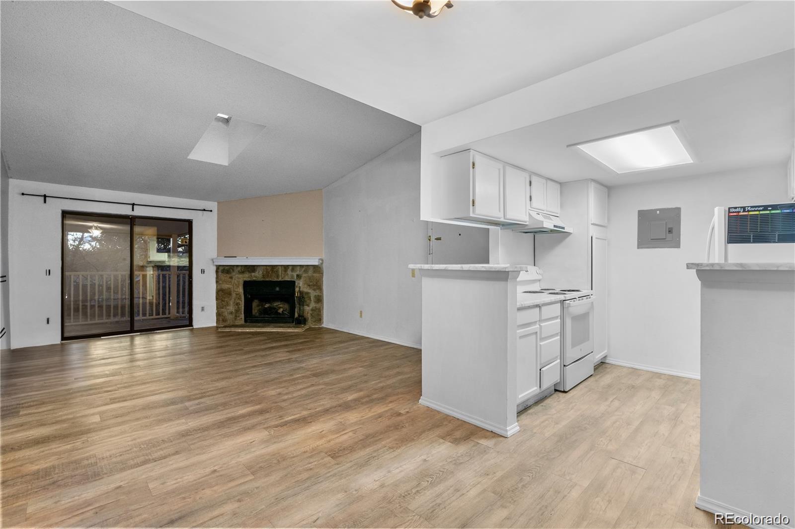  Aurora Condo / Townhome | MLS #: 6632738910 S Walden Street 206, Aurora Beds: 1 Baths: 1 Price: $205,000