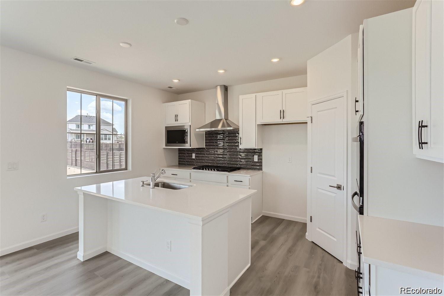 170 S Vandriver Way, aurora&nbsp; House Search MLS Picture