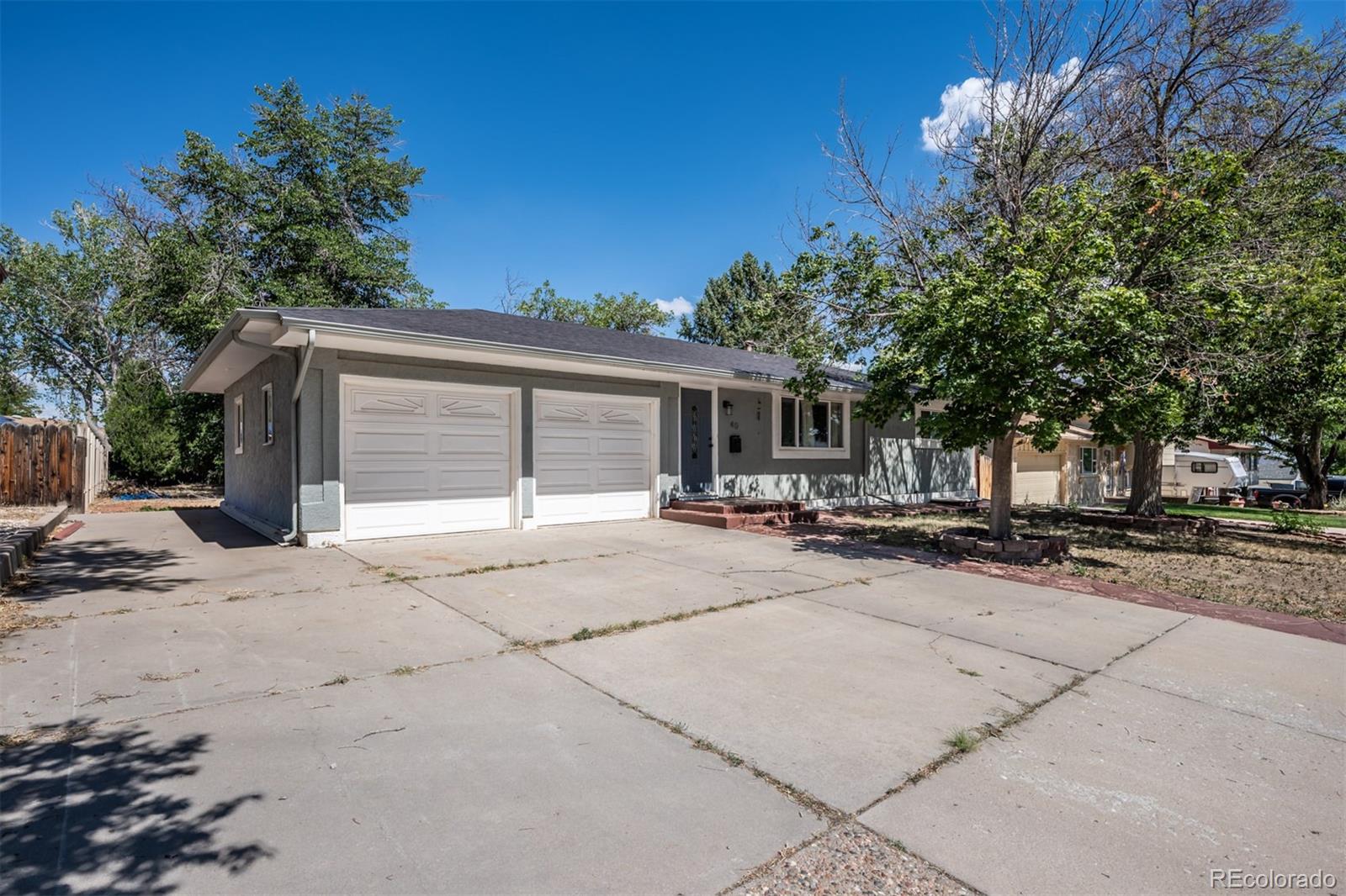 40  Normandy Circle, pueblo&nbsp; House Search MLS Picture