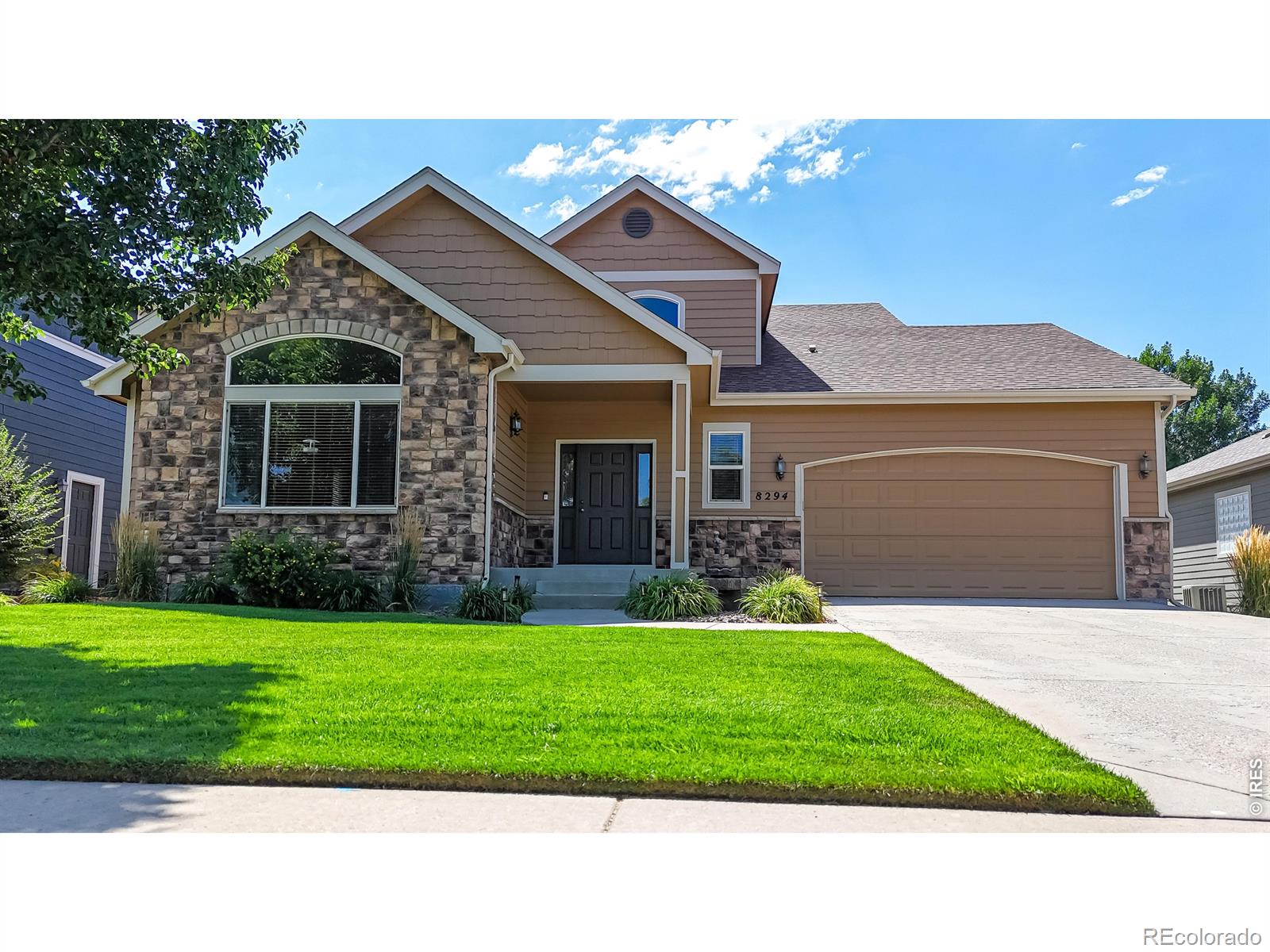 8294  Annapolis Drive, windsor&nbsp; House Search MLS Picture
