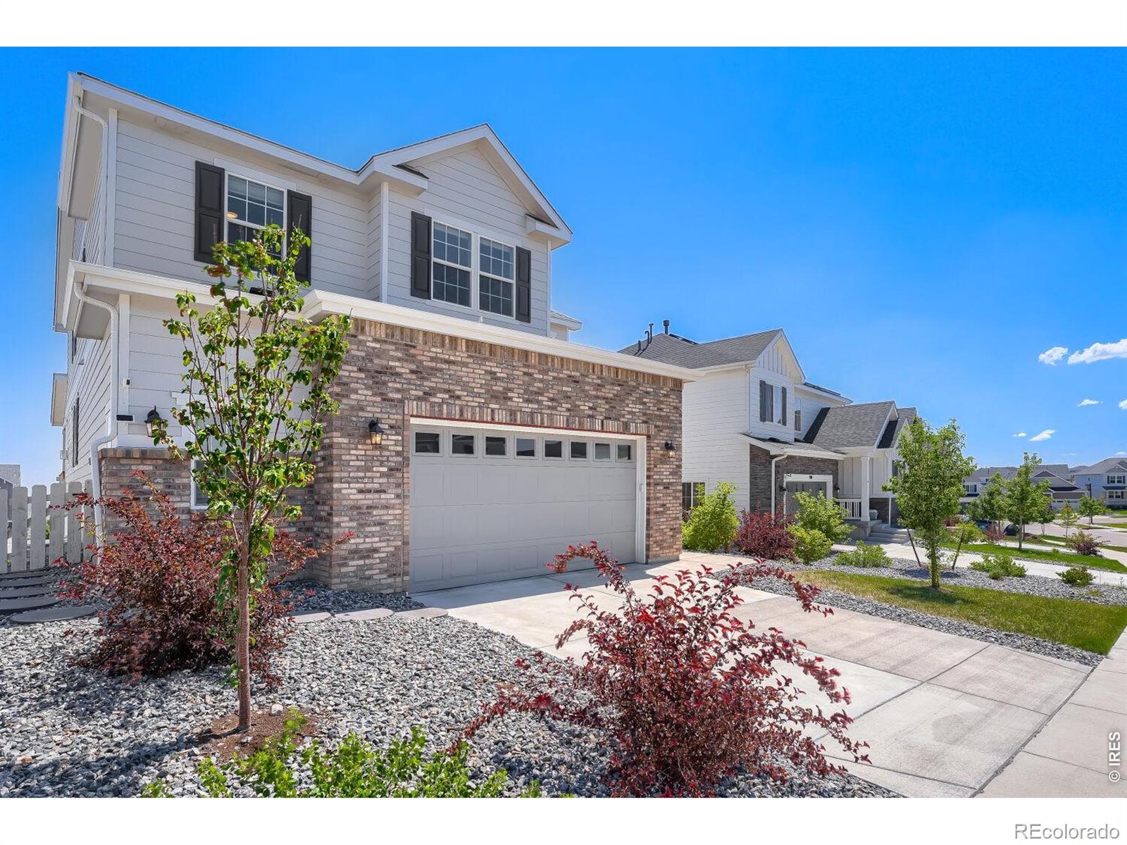 aurora&nbsp; House Search Picture