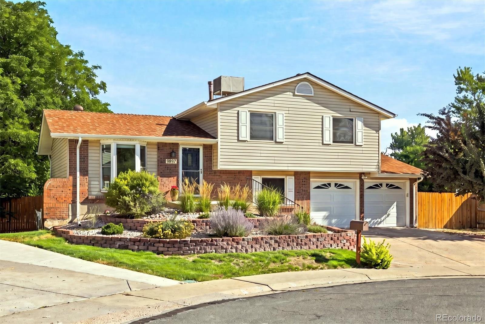 9387 W Iowa Circle, lakewood&nbsp; House Search MLS Picture