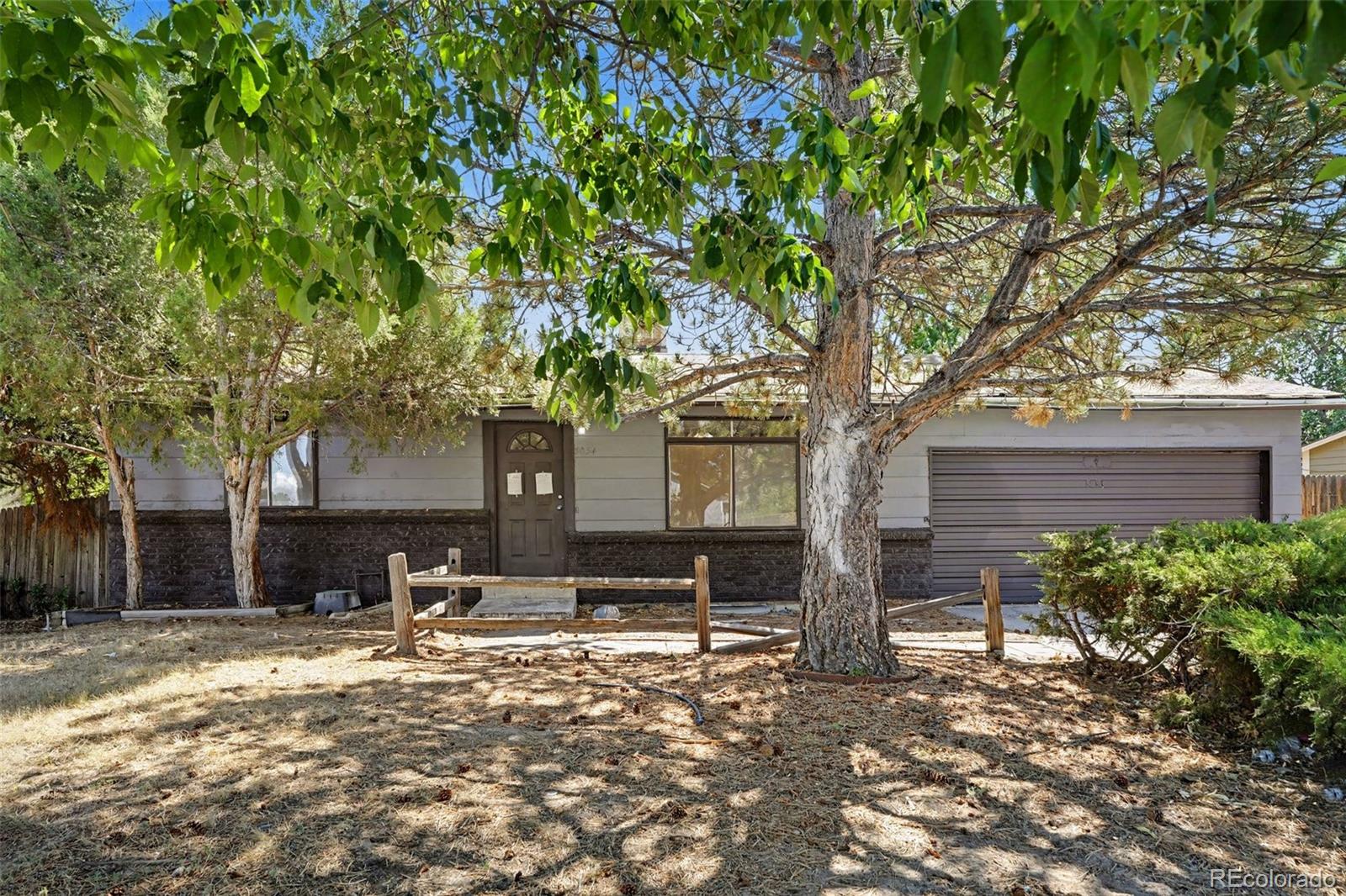  Aurora Home | MLS #: 89699283034 S Laredo Circle, Aurora Beds: 3 Baths: 2 Price: $410,000