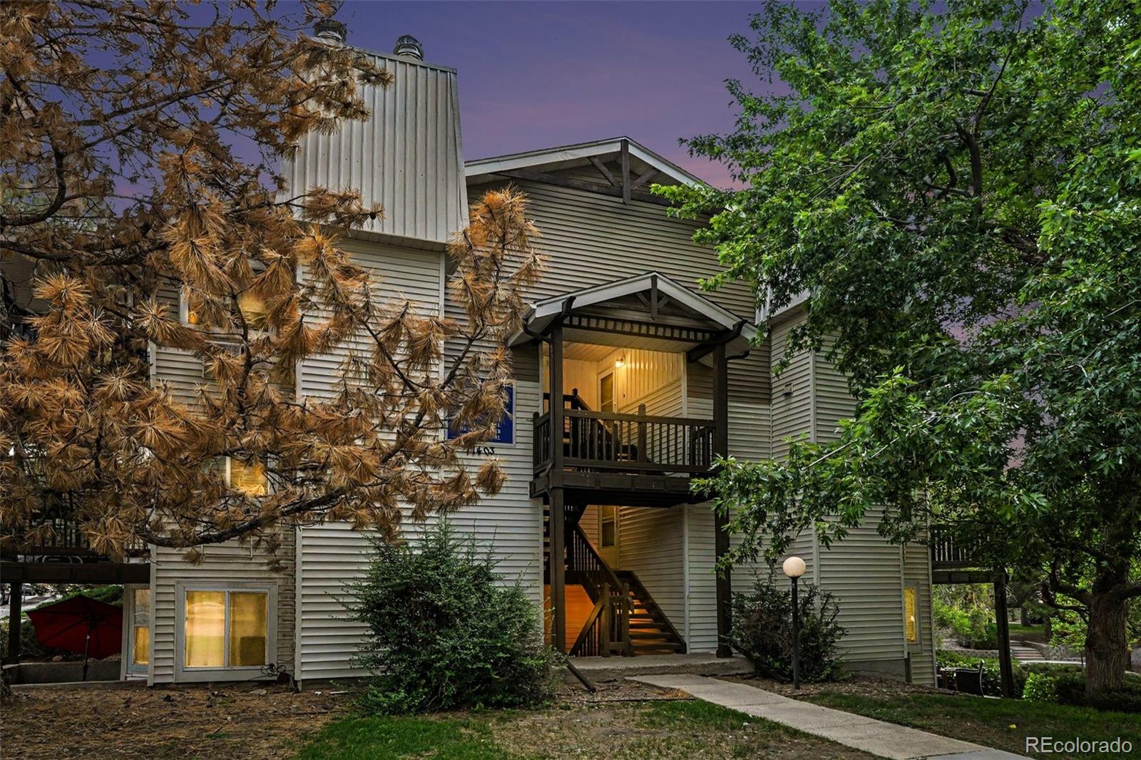  Aurora Condo / Townhome | MLS #: 643224817403 E Mansfield Avenue 92ER, Aurora Beds: 1 Baths: 1 Price: $175,000