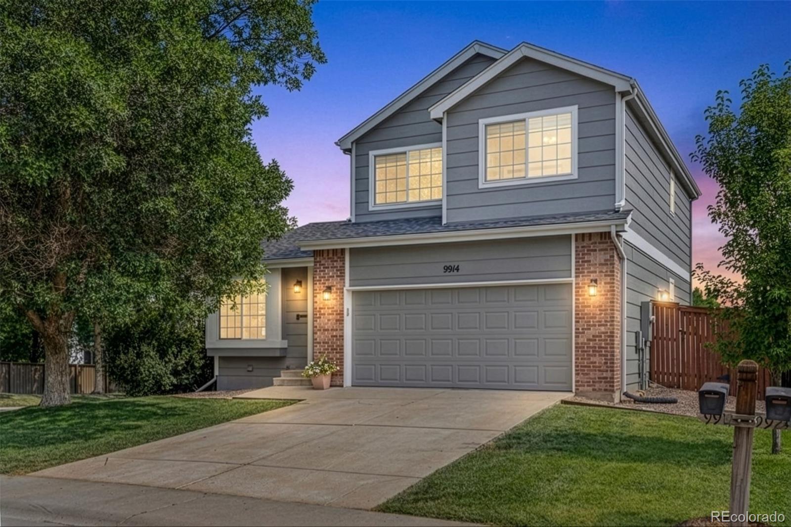 Stonegate Parker Home | MLS #: 22536629914  Stonebriar Lane, Parker Beds: 4 Baths: 4 Price: $630,000