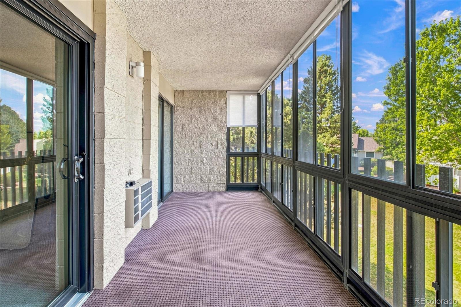 Heather Gardens Aurora Condo / Townhome | MLS #: 264787014000 E Linvale Place 207, Aurora Beds: 2 Baths: 1 Price: $220,000