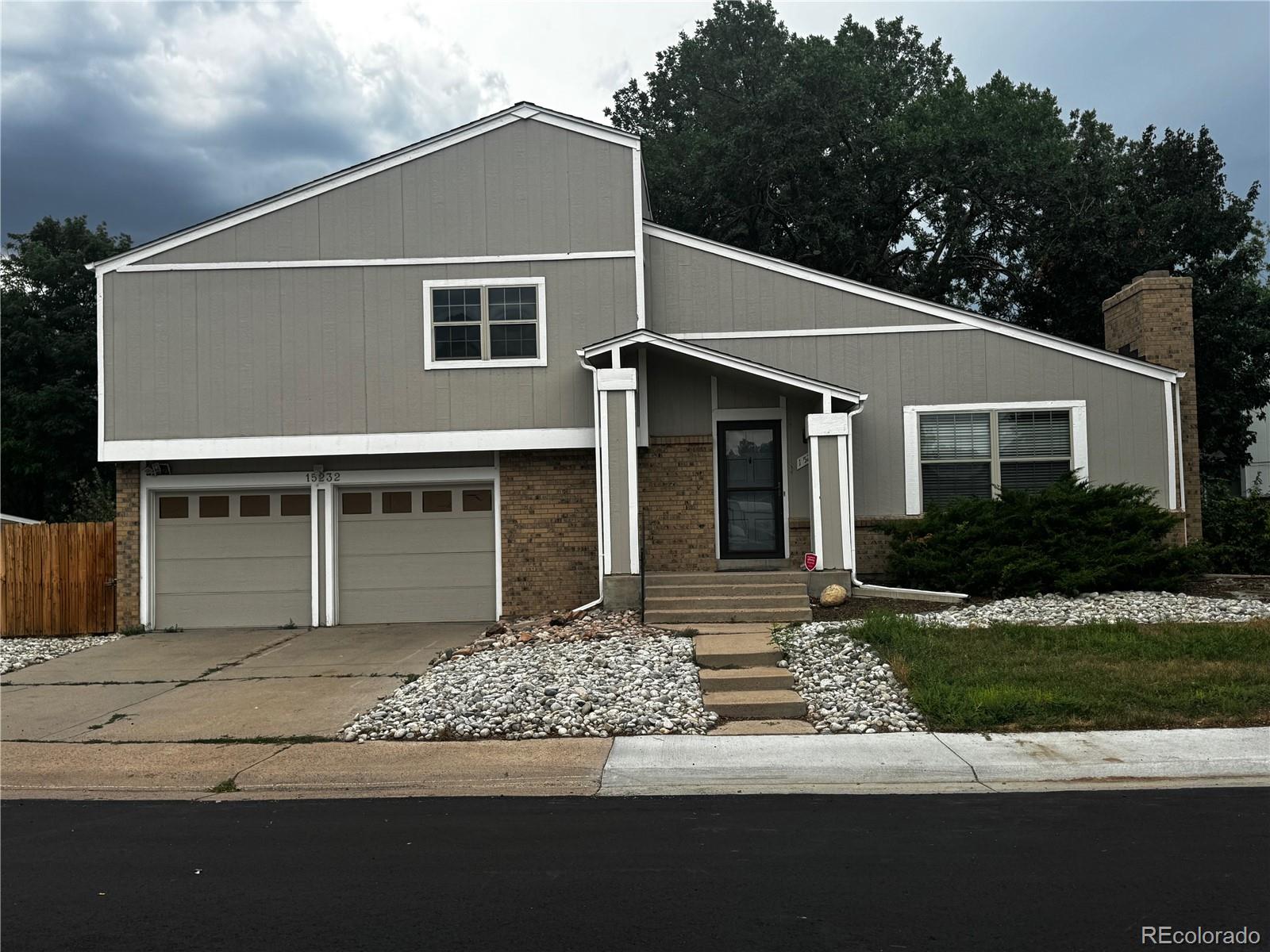 aurora&nbsp; House Search Picture