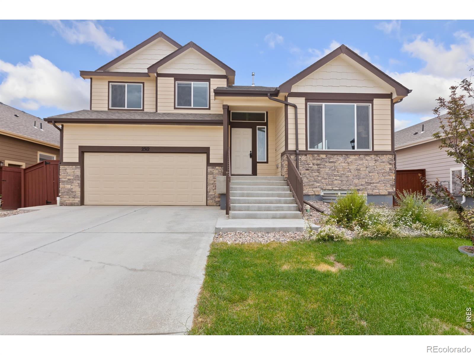 2312  Golden Way, windsor&nbsp; House Search MLS Picture