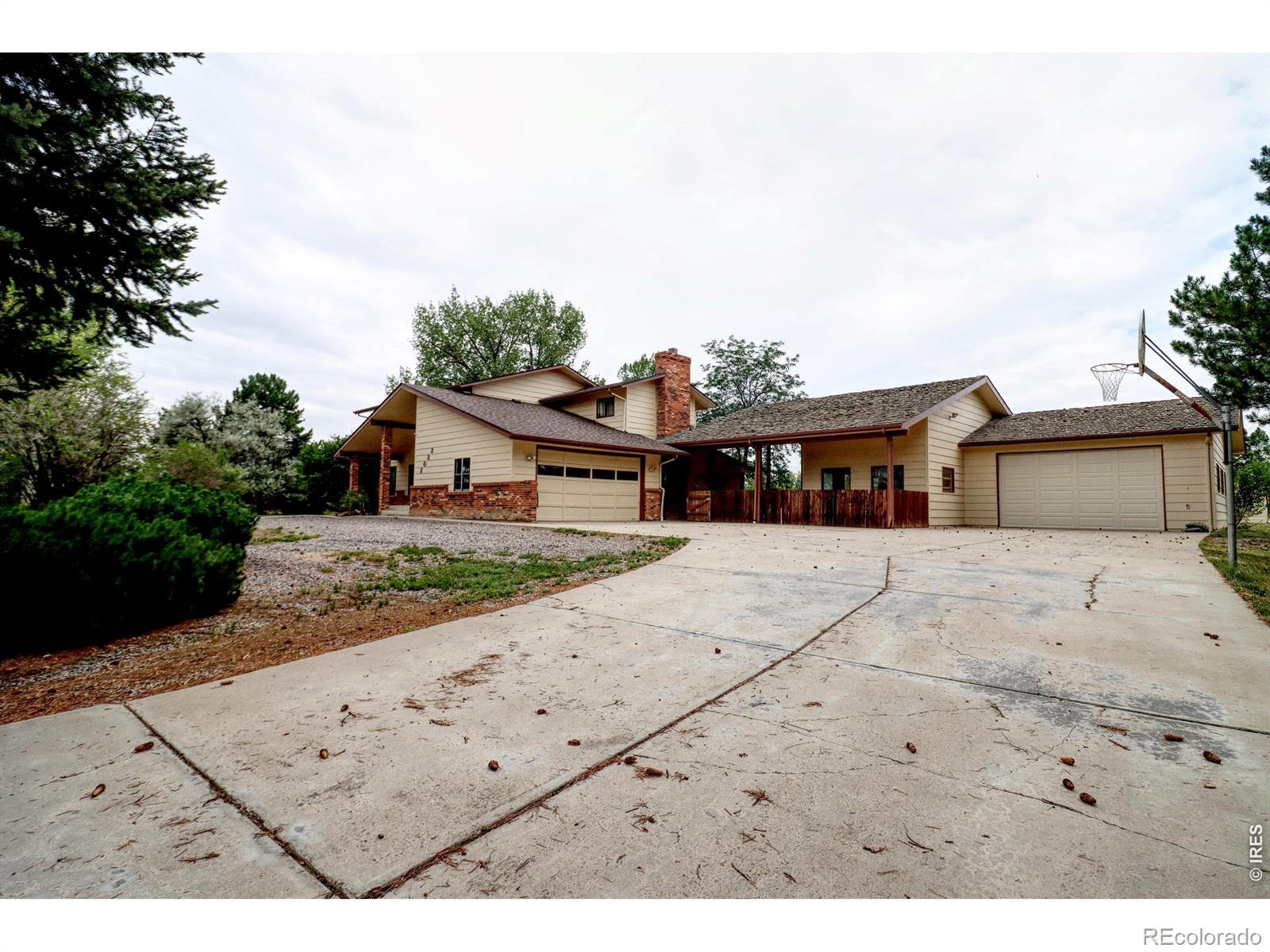 2033  River Glen Drive, berthoud&nbsp; House Search MLS Picture