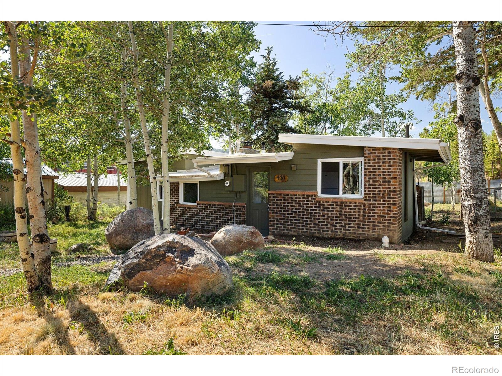 430 W 3rd Street, nederland&nbsp; House Search MLS Picture