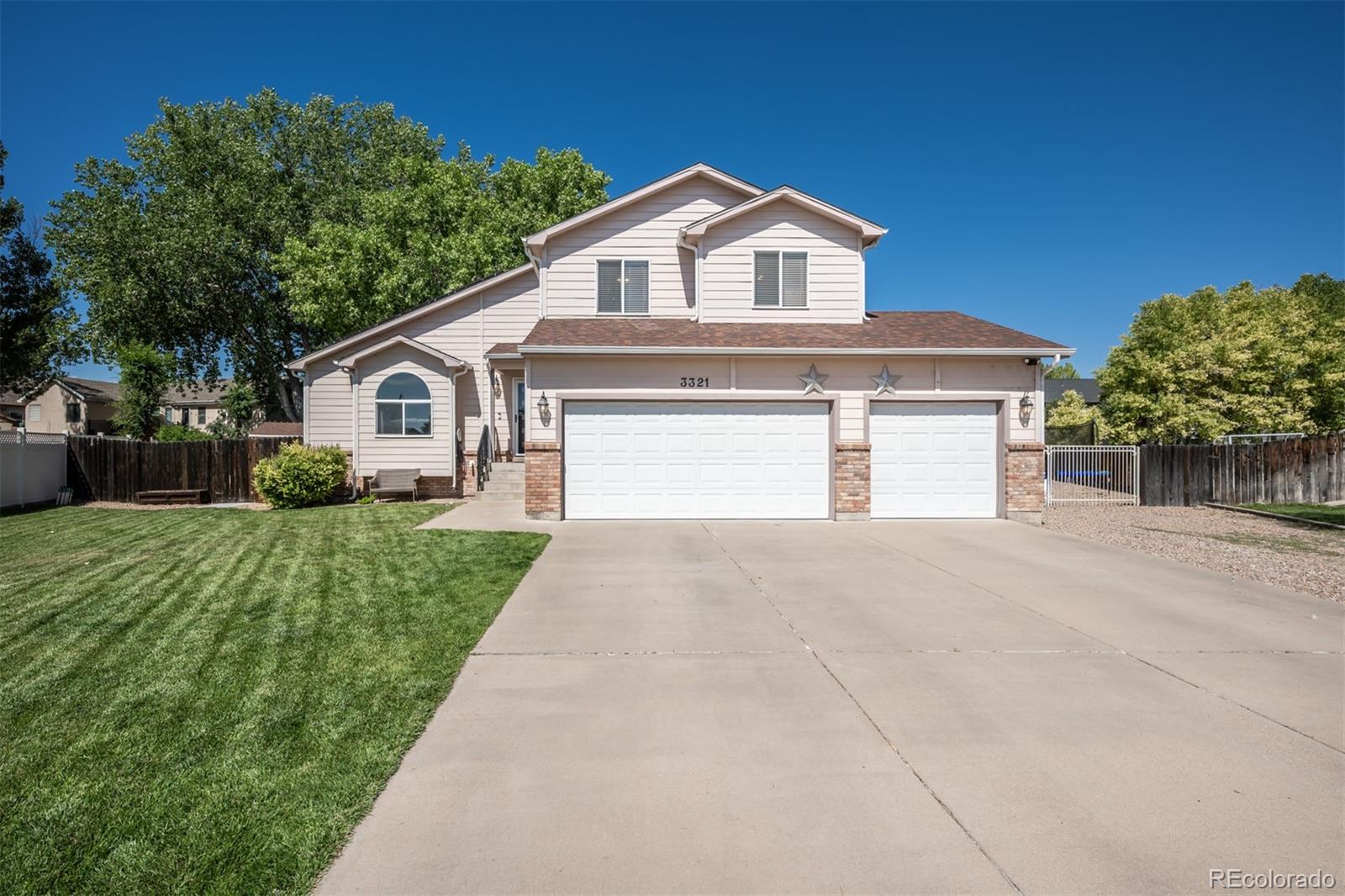  Pueblo Home | MLS #: 72272443321  Modesto Place, Pueblo Beds: 5 Baths: 4 Price: $450,000