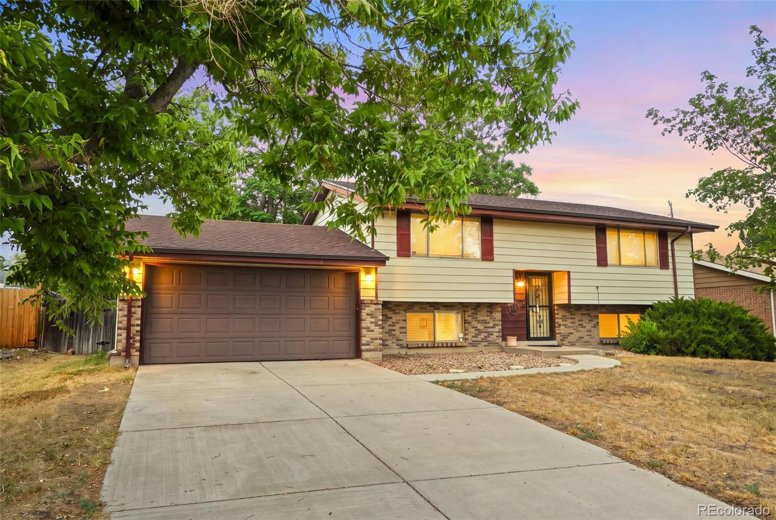 aurora&nbsp; House Search Picture