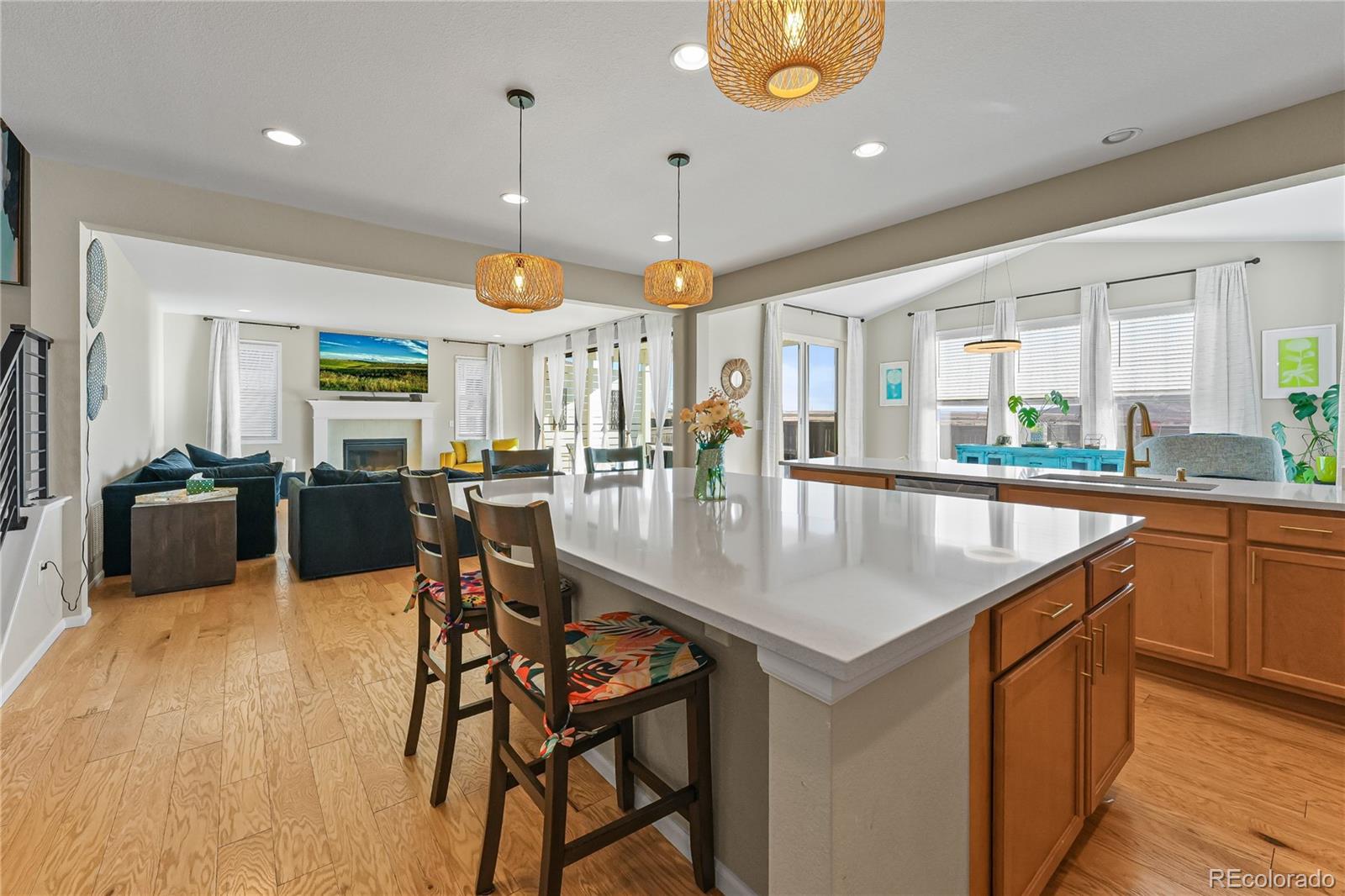  Commerce City Home | MLS #: 272428219240 E 96th Place, Commerce City Beds: 6 Baths: 4 Price: $825,000