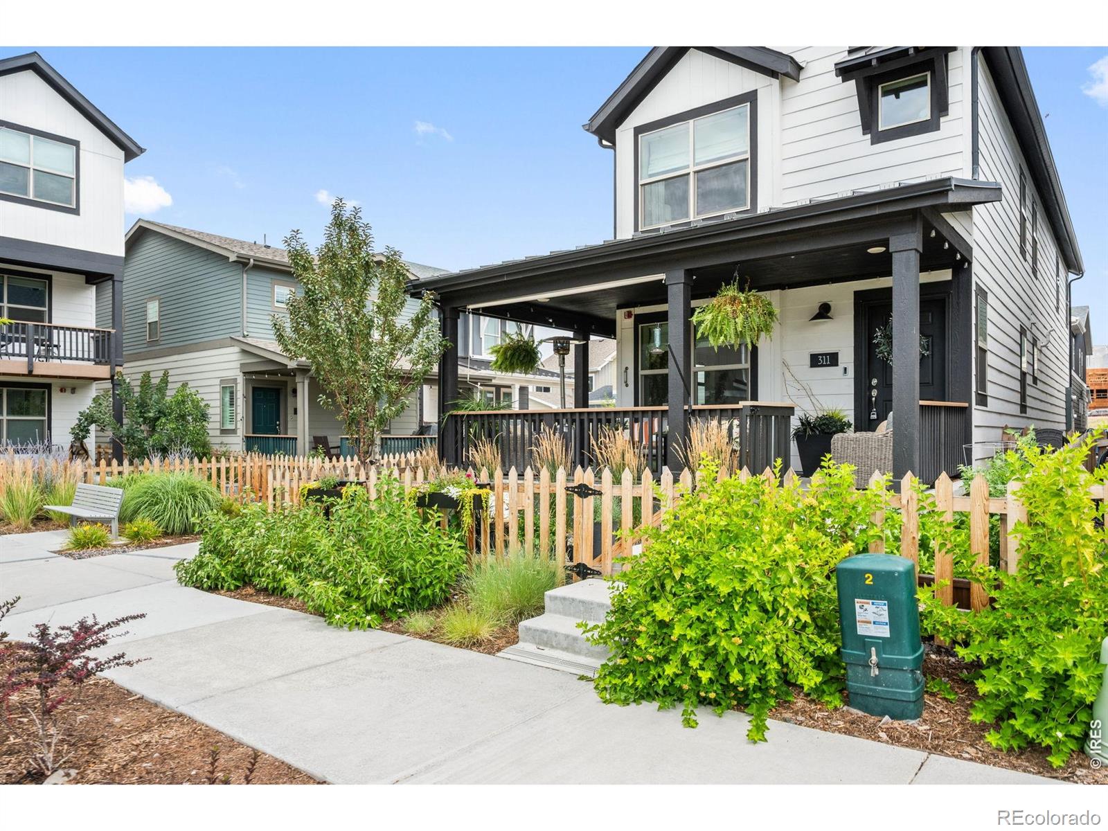 superior&nbsp; House Search Picture