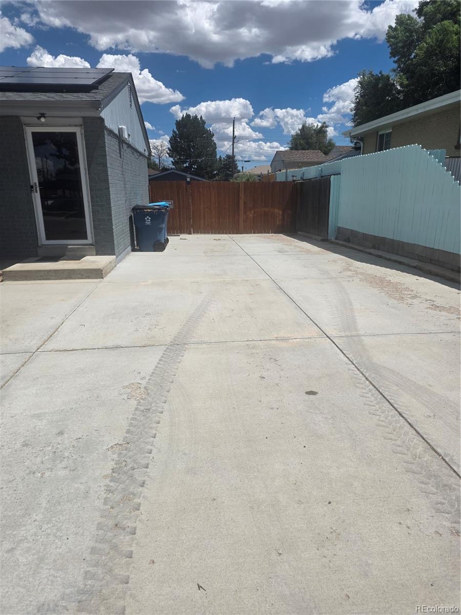 6196  Oneida Street, commerce city&nbsp; House Search MLS Picture