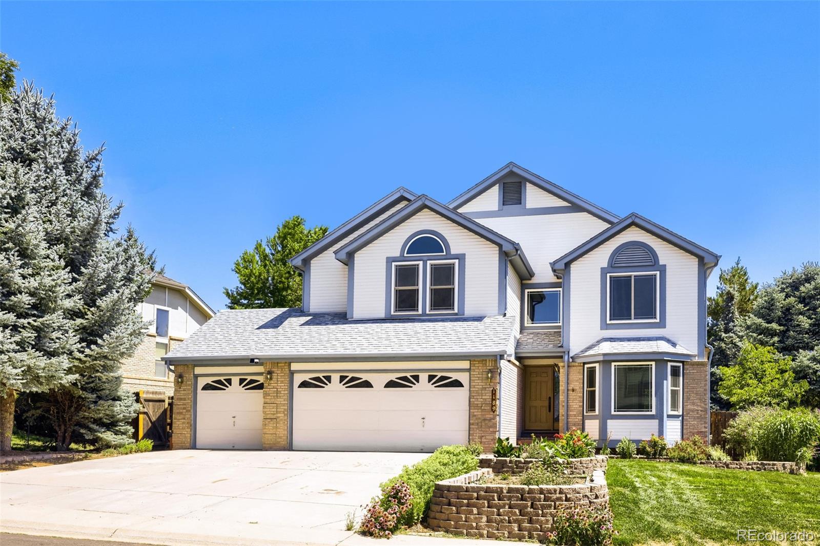 Ridgeview Heights Broomfield Home | MLS #: 57488651189  Ridgeview Circle, Broomfield Beds: 4 Baths: 3 Price: $850,000