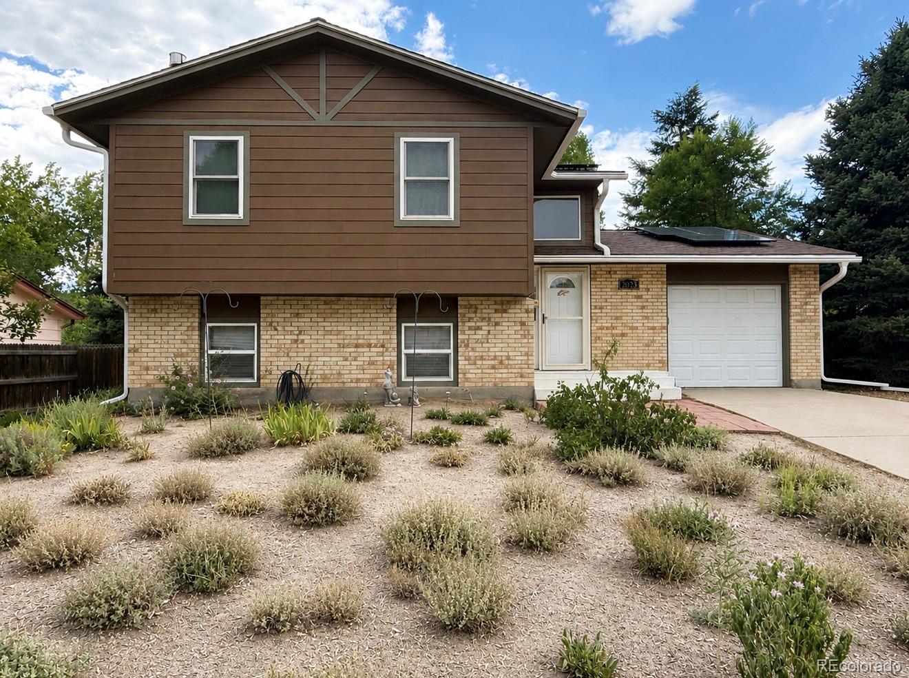  Castle Rock Home | MLS #: 62659022023  Summerfield Drive, Castle Rock Beds: 3 Baths: 2 Price: $555,000