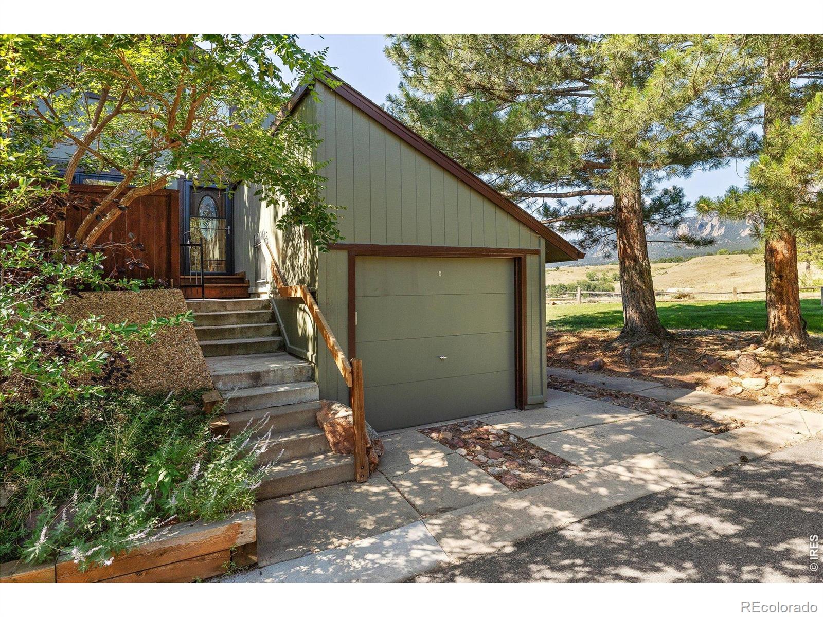 Shanahan Ridge Boulder Home | MLS #: 45678910655231656  Bradley Drive, Boulder Beds: 3 Baths: 3 Price: $920,000
