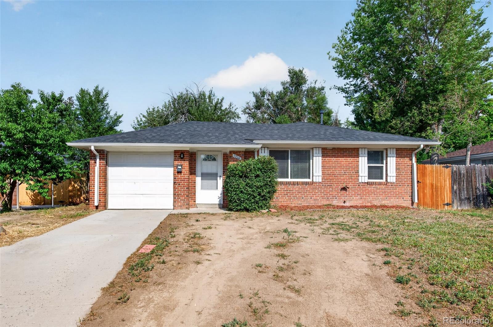 aurora&nbsp; House Search Picture