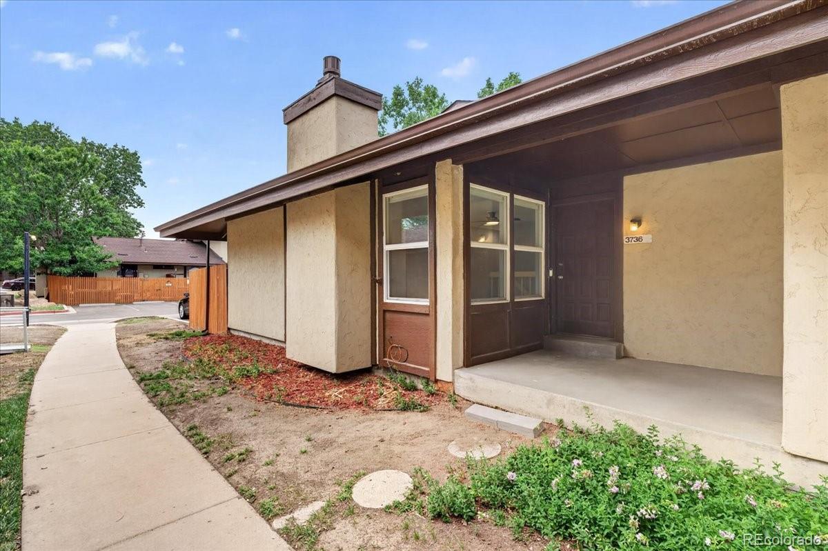 The Timbers Aurora Condo / Townhome | MLS #: 24418073736 S Fairplay Way , Aurora Beds: 3 Baths: 2 Price: $407,000