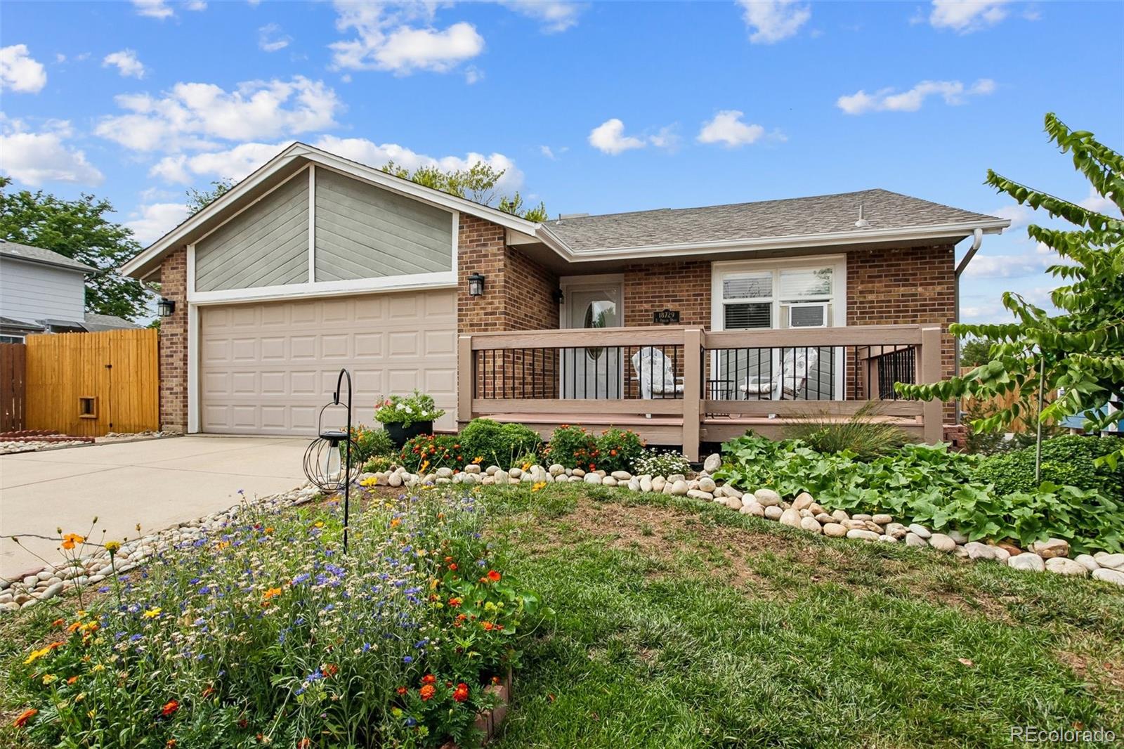  Aurora Home | MLS #: 721366818729 E Oregon Drive, Aurora Beds: 2 Baths: 1 Price: $425,000