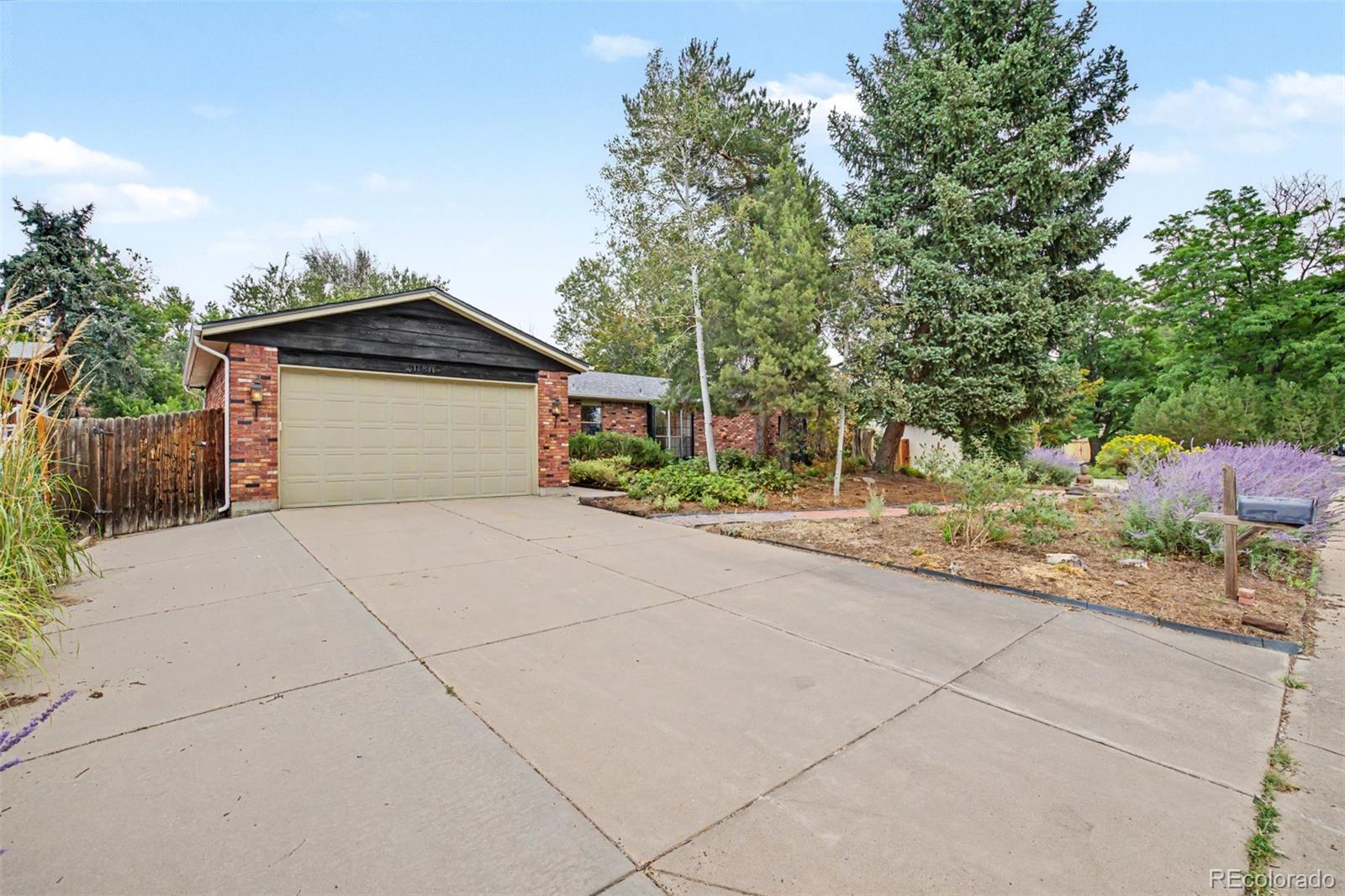 aurora&nbsp; House Search Picture