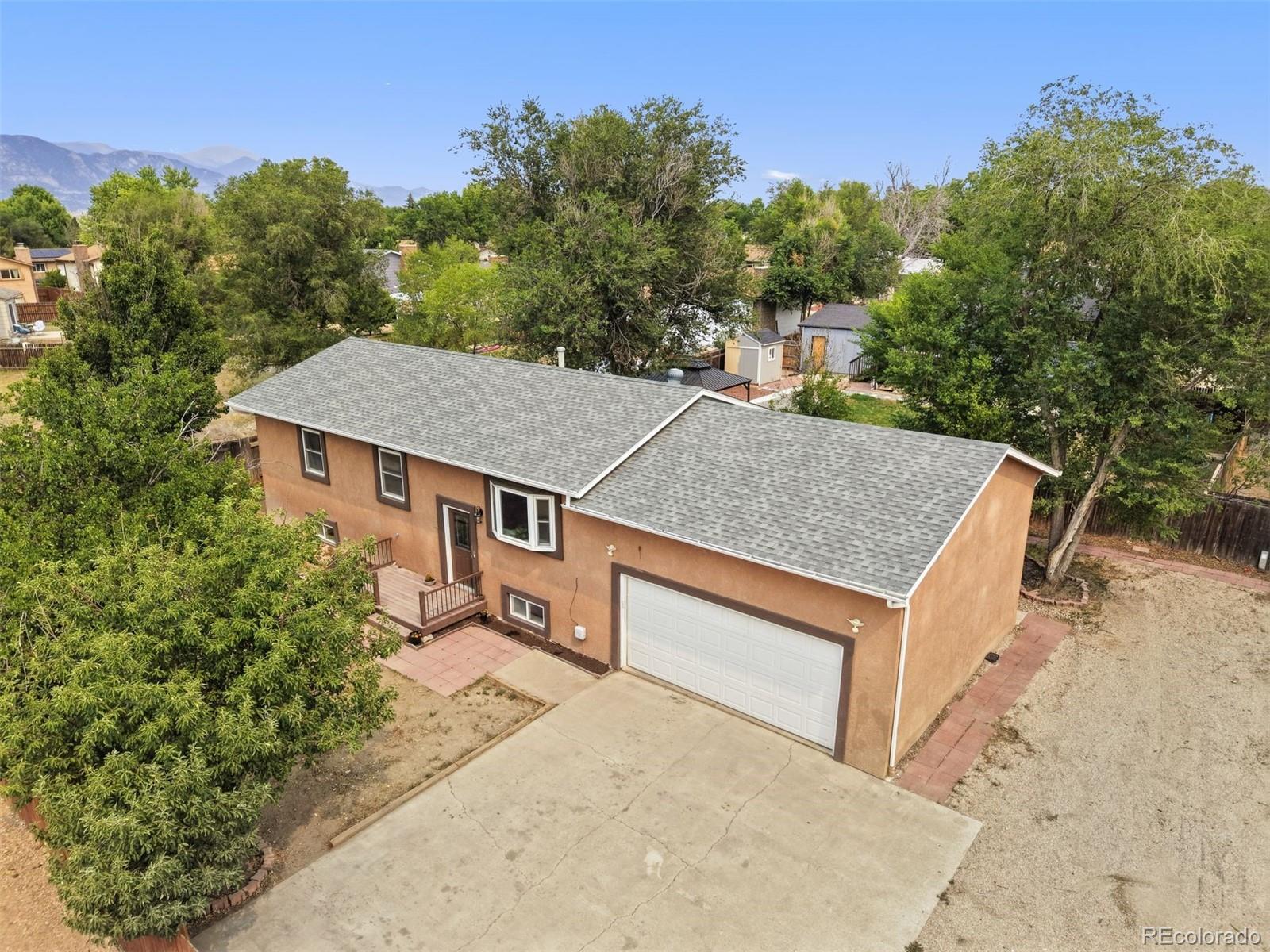  Fountain Home | MLS #: 94948212035  Fountain Mesa Road, Fountain Beds: 5 Baths: 3 Price: $395,000