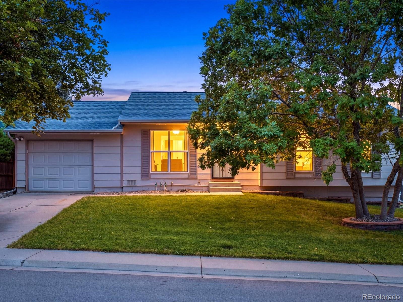  Aurora Home | MLS #: 92437141208 S Cathay Street, Aurora Beds: 3 Baths: 1 Price: $409,000