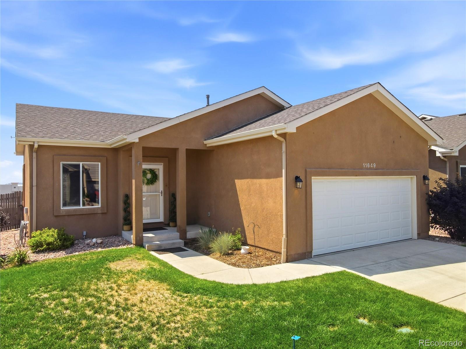  Peyton Home | MLS #: 678430711649  Shaolin Grove, Peyton Beds: 3 Baths: 3 Price: $395,000