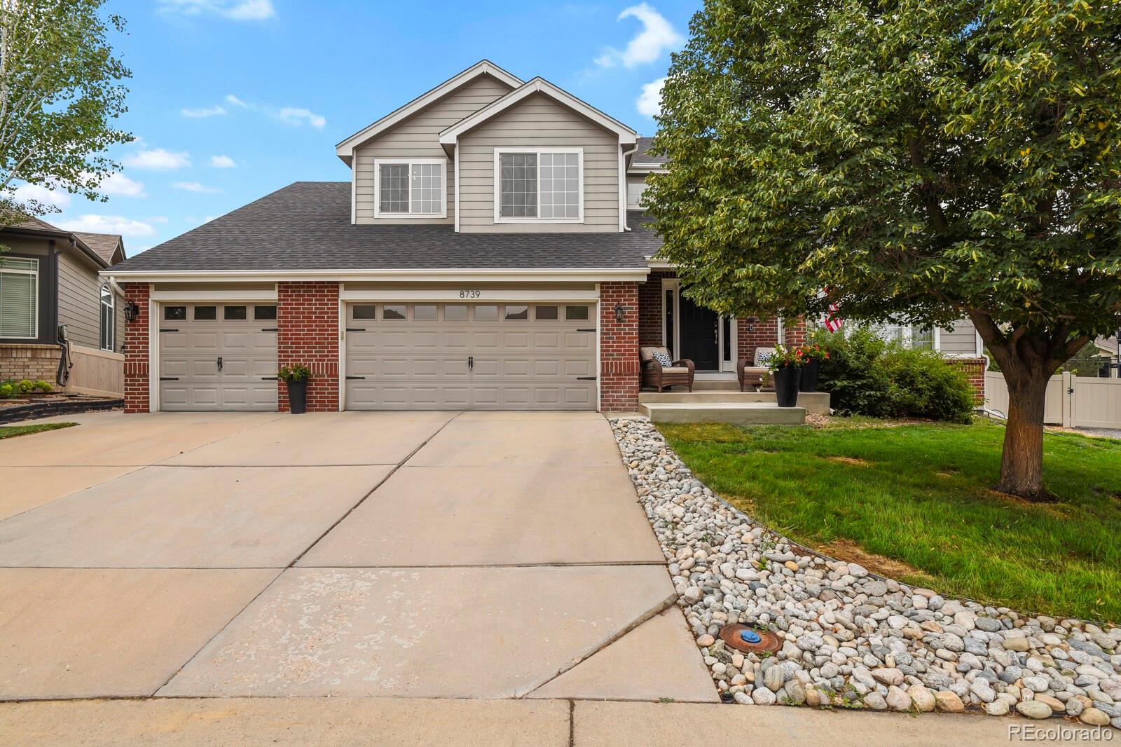 Moore Farm Frederick Home | MLS #: 25463798739  Triple Crown Drive, Frederick Beds: 3 Baths: 4 Price: $680,000