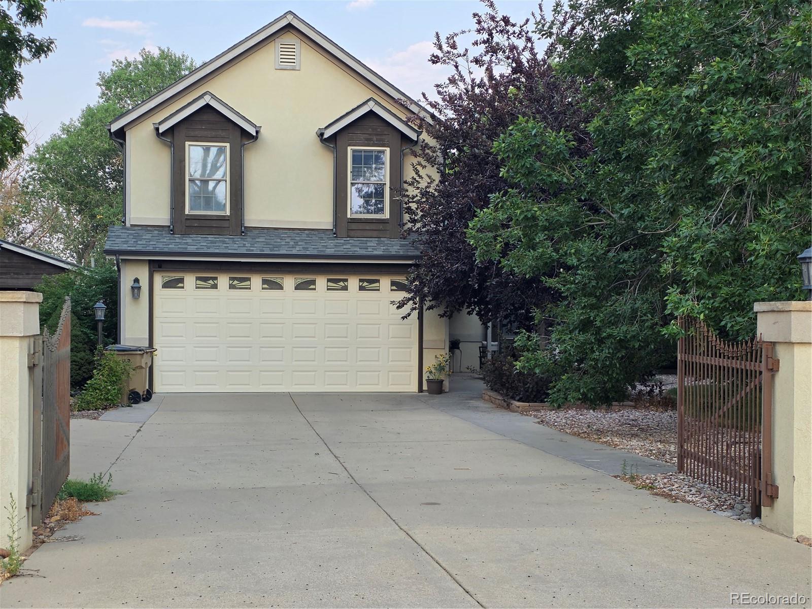 Henderson Home | MLS #: 333499412524  Troy Street, Henderson Beds: 4 Baths: 4 Price: $850,000