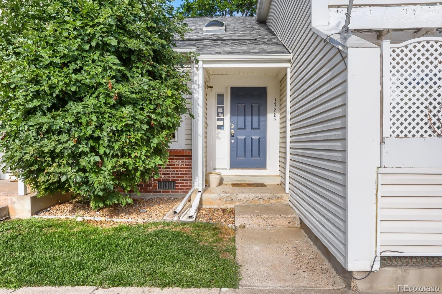 Cox Aurora Home | MLS #: 922908717284 E Ford Drive, Aurora Beds: 1 Baths: 1 Price: $190,000