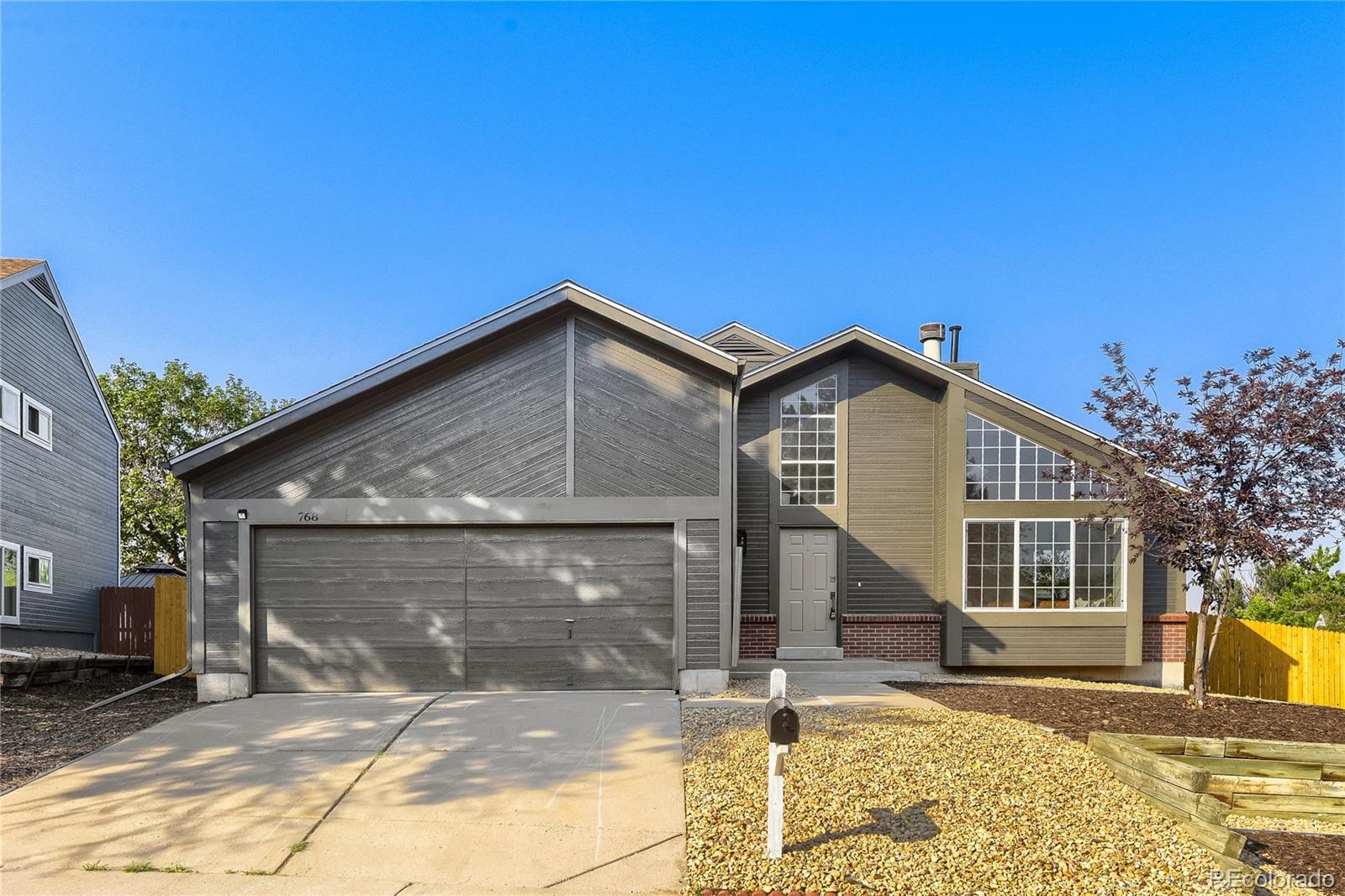 aurora&nbsp; House Search Picture