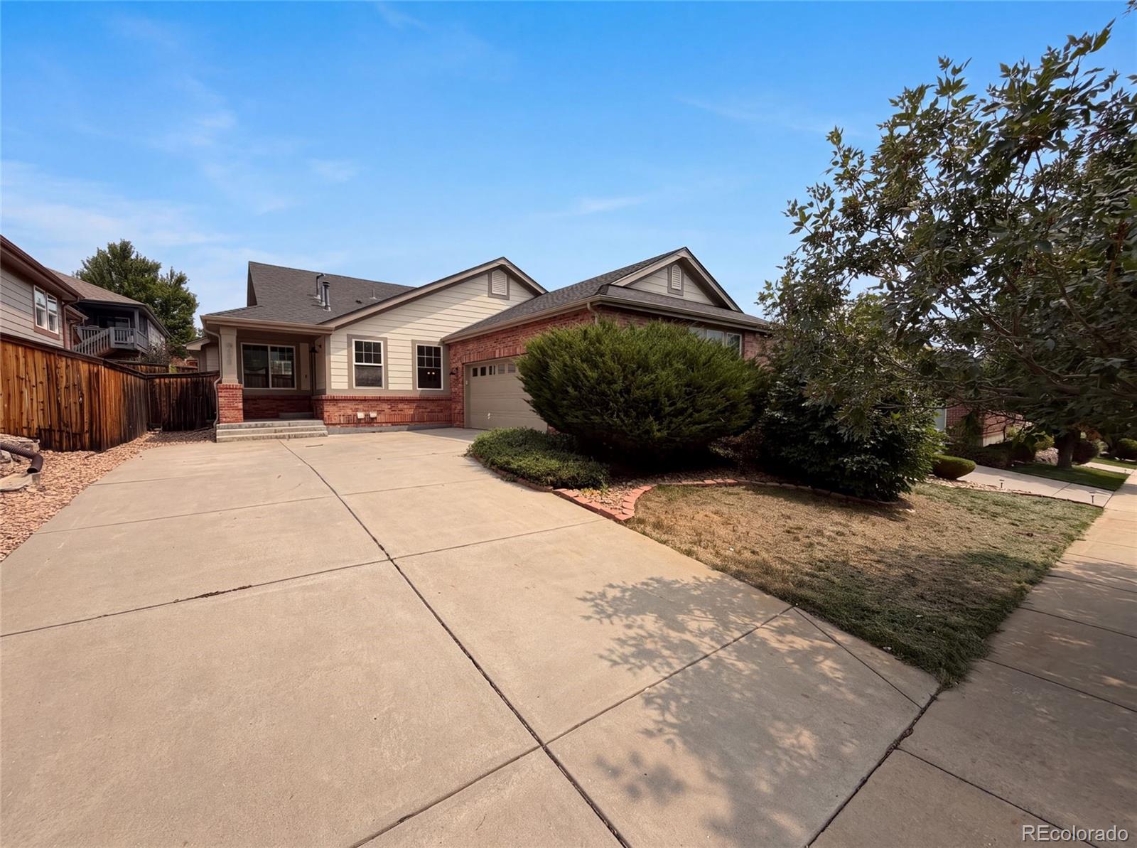 aurora&nbsp; House Search Picture