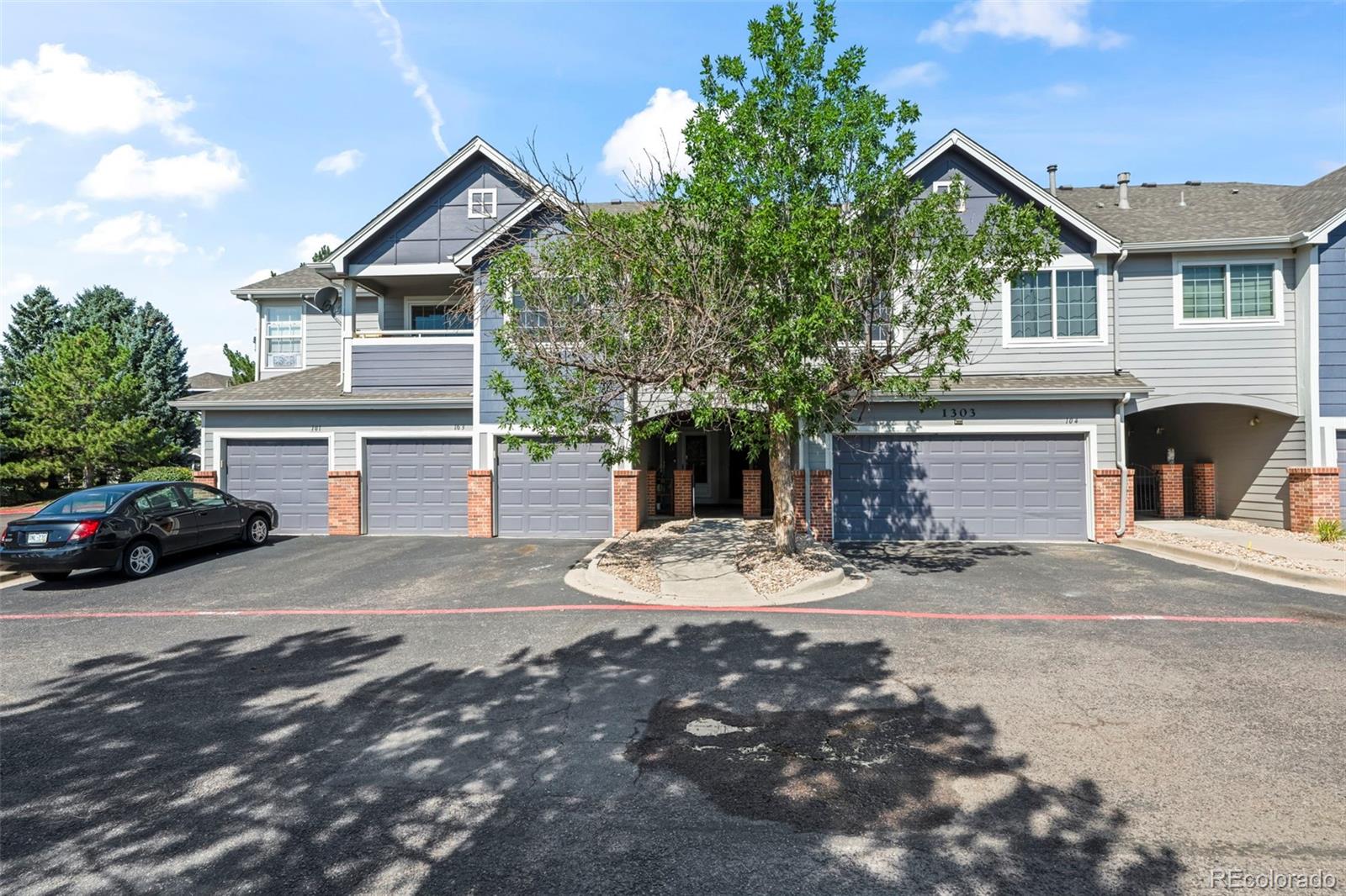 aurora&nbsp; House Search Picture
