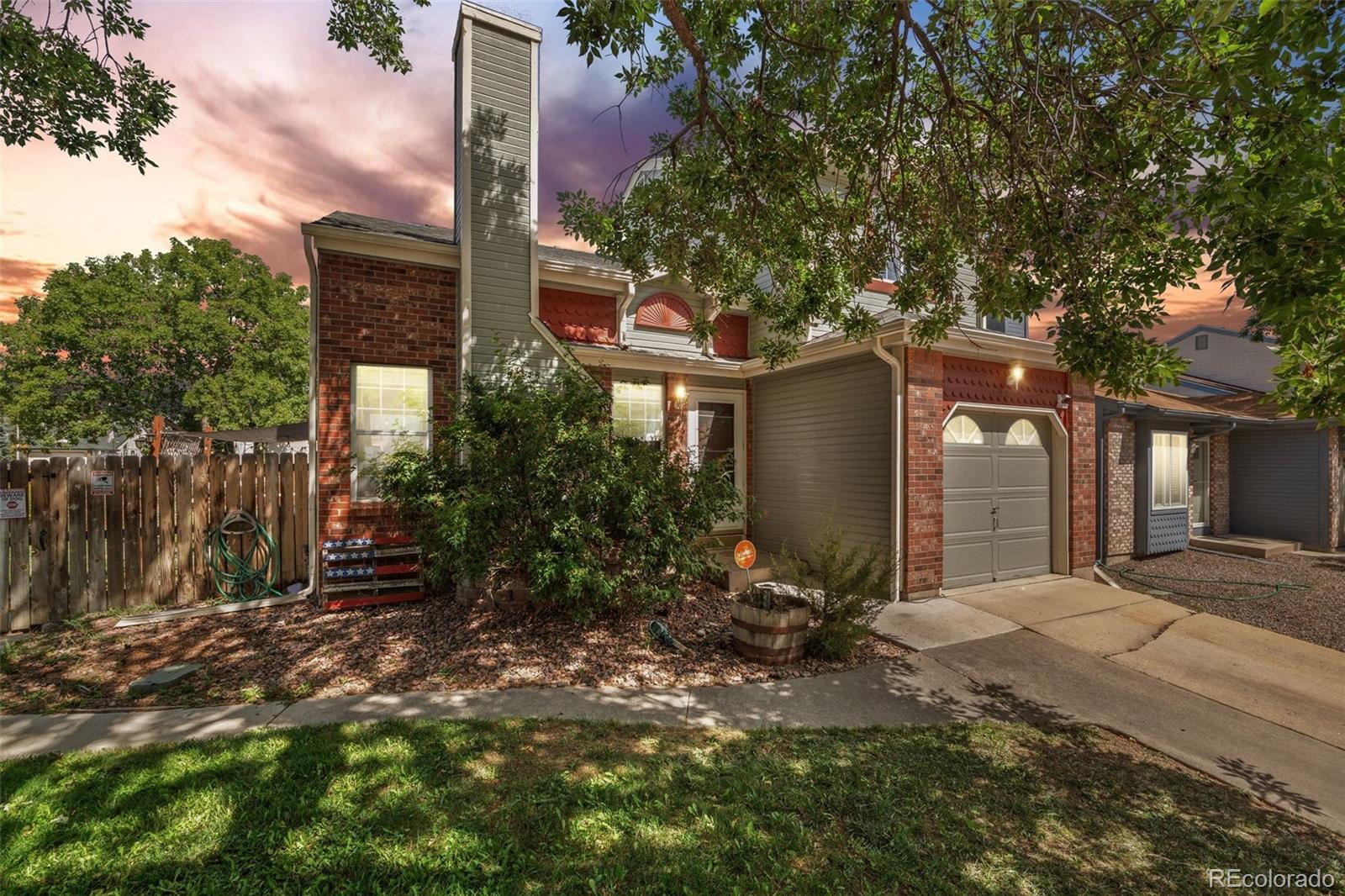 aurora&nbsp; House Search Picture