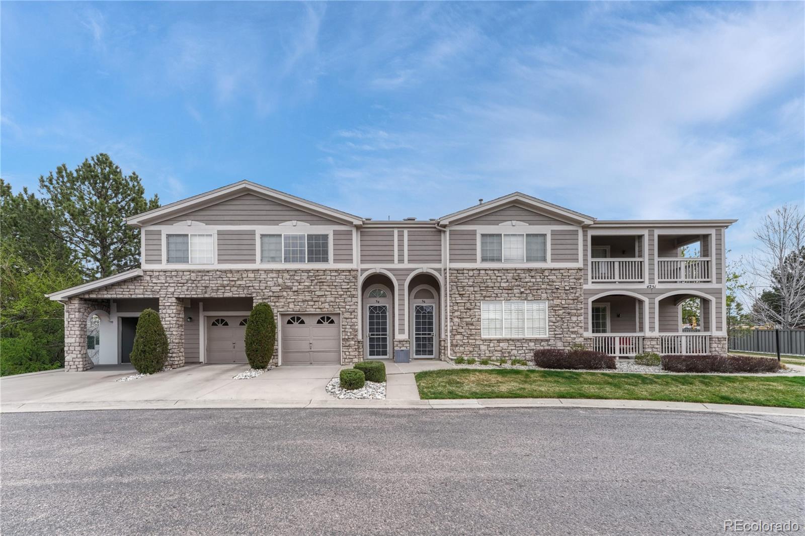  Aurora Condo / Townhome | MLS #: 53809334251 S Blackhawk Circle 3C, Aurora Beds: 2 Baths: 2 Price: $330,000
