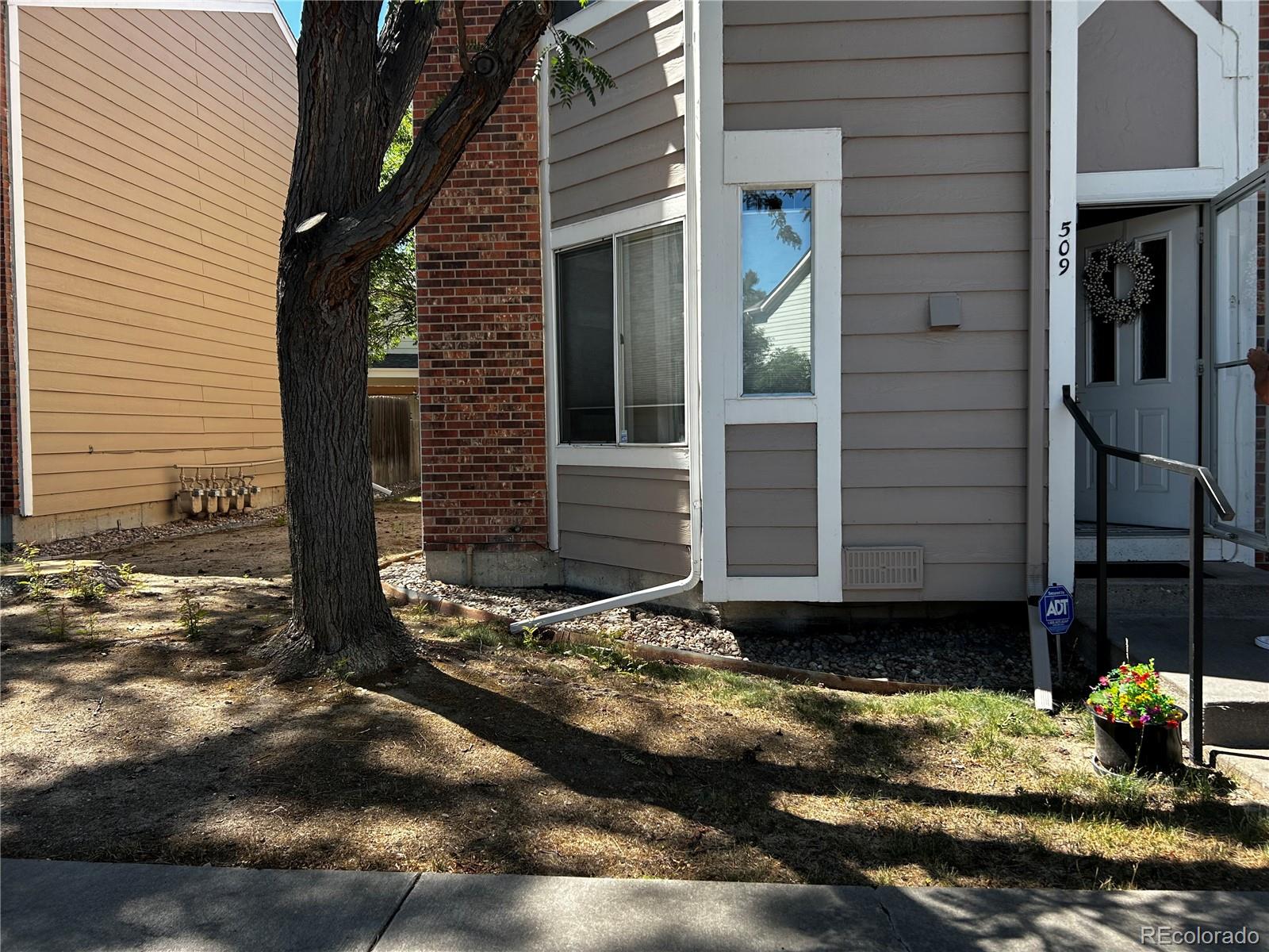 Lake Arbor Village Arvada Condo / Townhome | MLS #: 72560698136  Gray Court 509, Arvada Beds: 2 Baths: 3 Price: $295,000