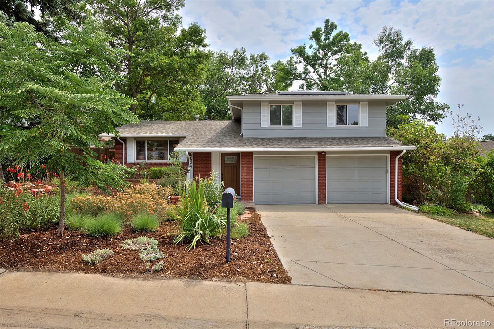  Arvada Home | MLS #: 51007826024  Youngfield Street, Arvada Beds: 3 Baths: 3 Price: $599,000