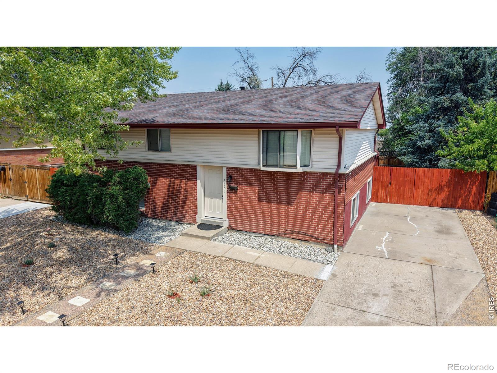  Westminster Home | MLS #: 45678910659343161 W 93rd Avenue, Westminster Beds: 3 Baths: 2 Price: $450,000