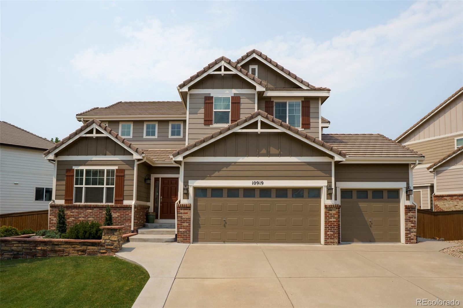  Littleton Home | MLS #: 666777010919  Bellbrook Circle, Littleton Beds: 4 Baths: 4 Price: $899,900